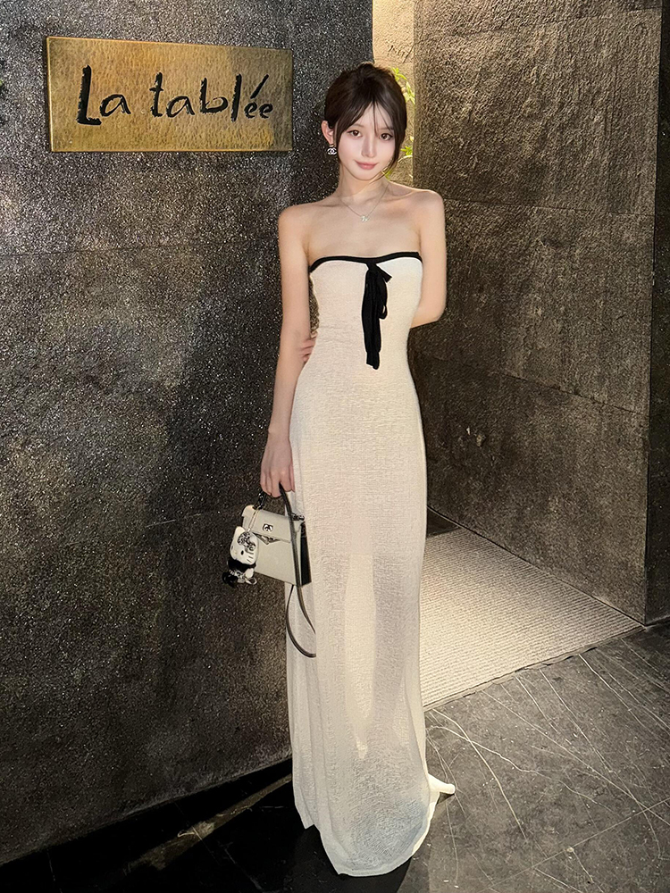Photography Young - Sexy Neckline Long Dress Strapless One
