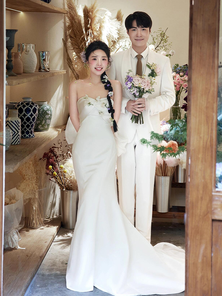 Elegant Satin Wedding Dress Si – Photography Young Bewertung und Preis