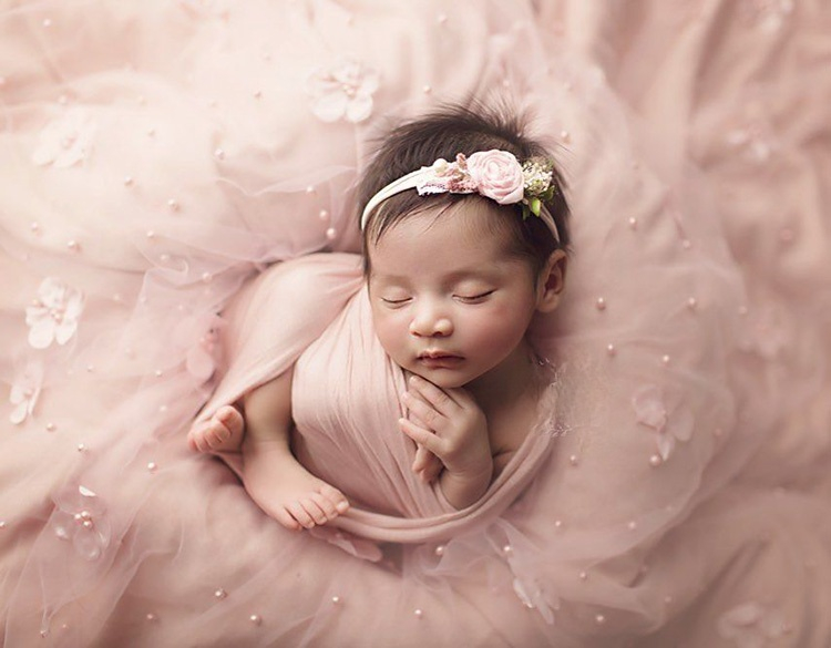 Newborn Photography  Wrap  Bla – Photography Composition Bewertung und Preis