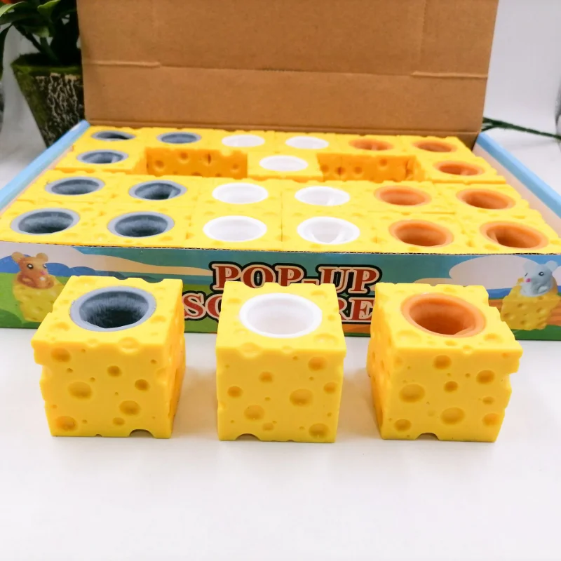 Pop Up Funny Mouse and Cheese  – Photography Jokes Bewertung und Preis